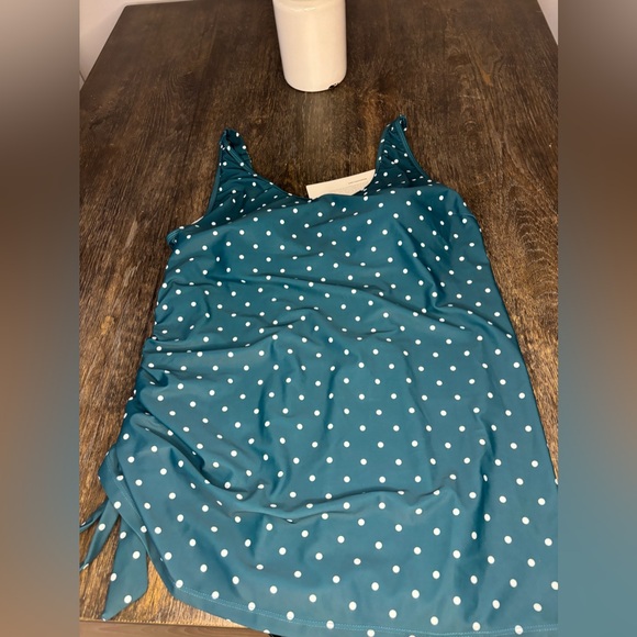 Swim top green and white - Picture 5 of 8